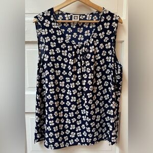 Anne Klein Navy and White Floral Blouse Shell